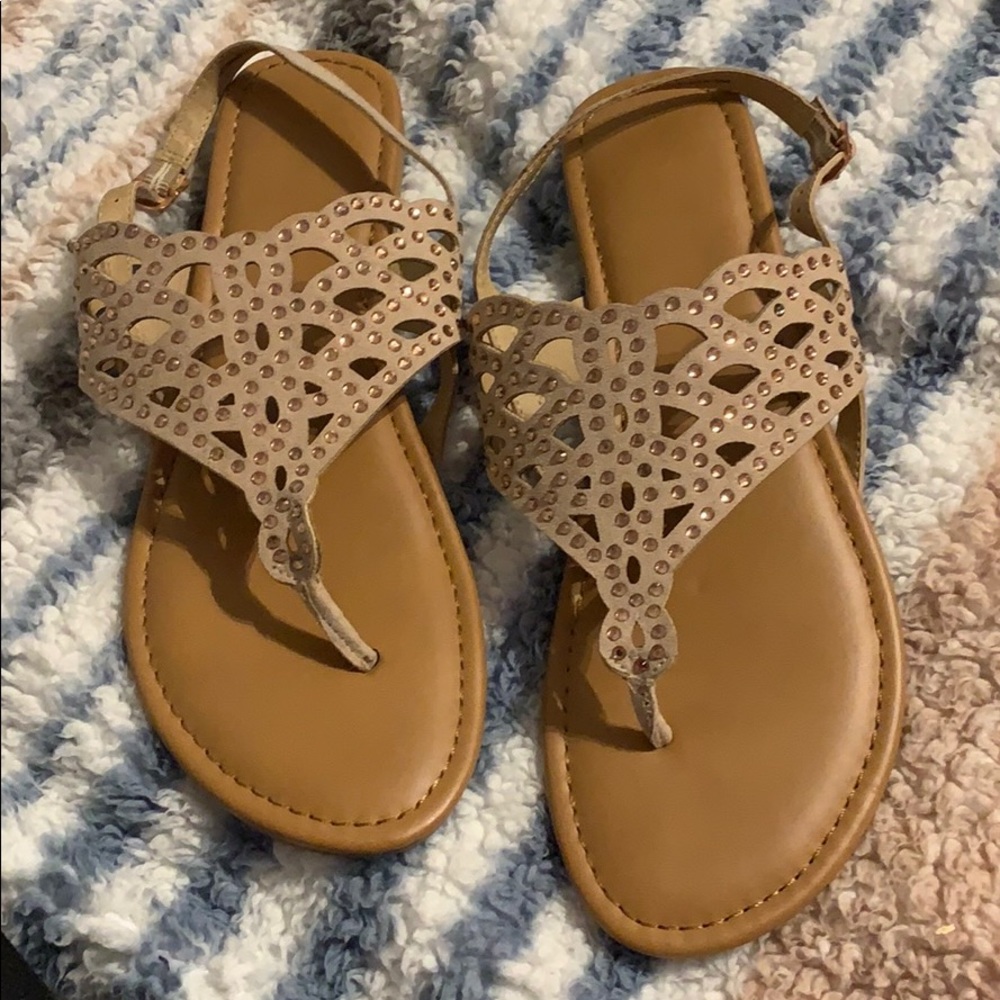 Women’s sandals